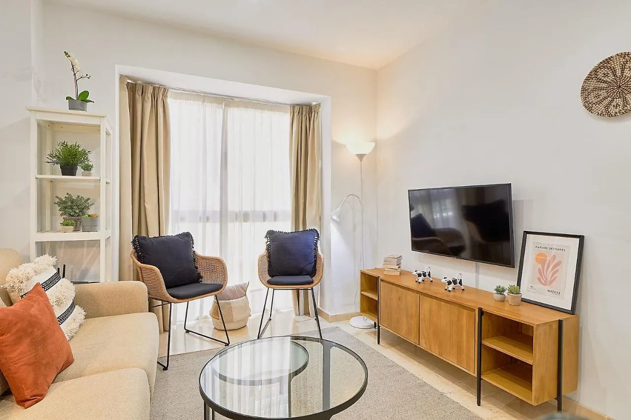 Hanna Apartment In Malaga By Solaga Holiday Homes 0*,
