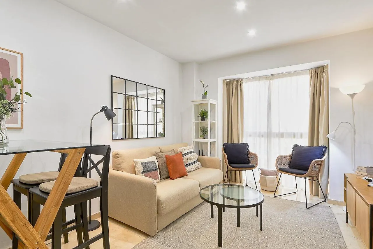 Hanna Apartment In Malaga By Solaga Holiday Homes contacts